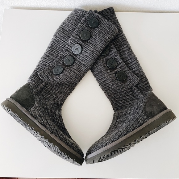 UGG Classic Cardi Button Grey Knit Boot - Picture 1 of 7